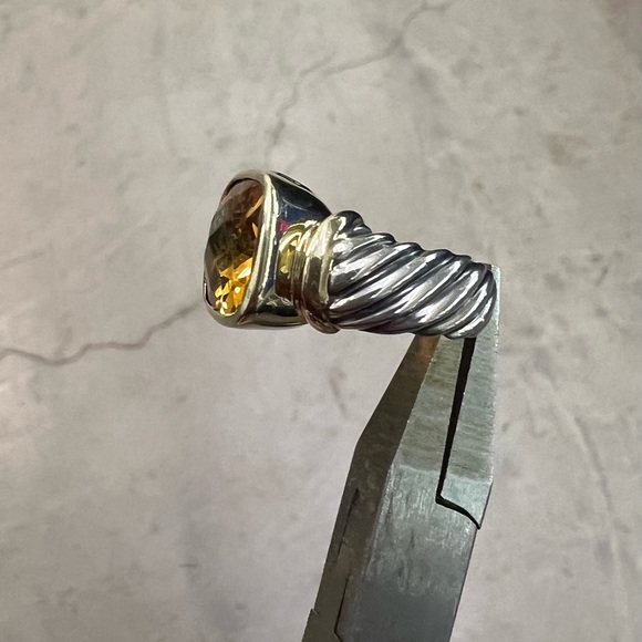 David Yurman Citrine Ring in 14k gold and Sterling Silver - Picture 6 of 8